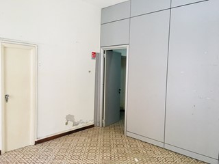Capannone in Affitto a Pietrasanta, zona Centrale, 650€, 40 m²