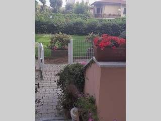 Trilocale in Affitto a Pietrasanta, zona Marina di Pietrasanta, 4'000€, 50 m², arredato