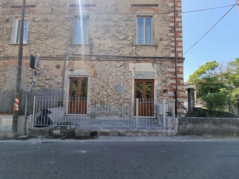 Capannone in Affitto a Pietrasanta, 700€, 38 m²