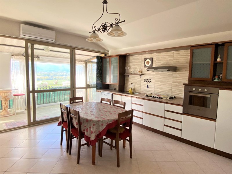 Casa Semi Indipendente in Affitto a Fabriano, 400€, 70 m², arredato