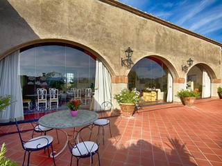 Casa Indipendente in Vendita a Casciana Terme Lari, zona Cevoli, 690'000€, 900 m², arredato