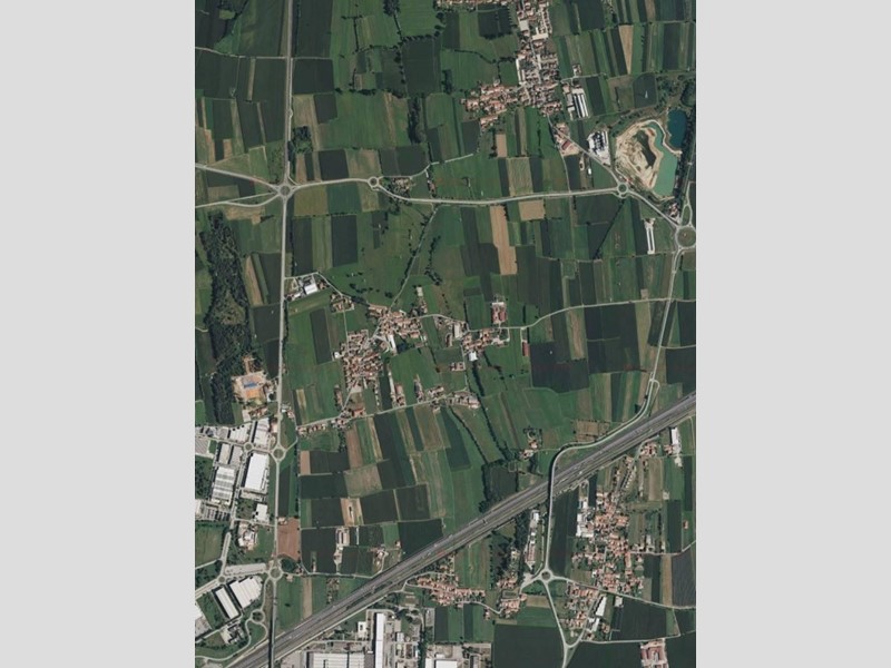 Terreno agricolo in Vendita a Chivasso, 555'000€, 55500 m²