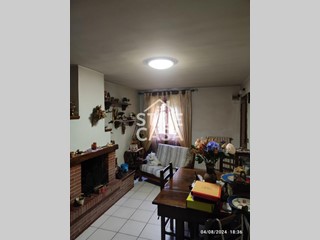 Casa Indipendente in Vendita a Castelfranco di Sotto, zona Orentano, 200'000€, 240 m², con Box
