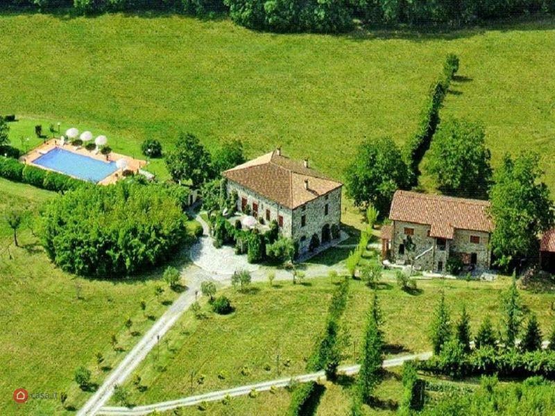 Casale in Vendita a Villafranca in Lunigiana, 1'250'000€, 1100 m², arredato