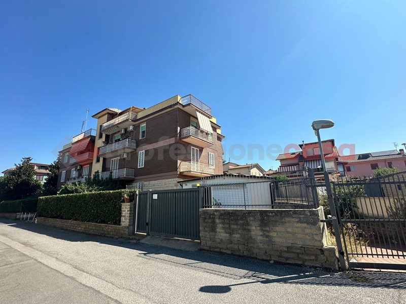 Quadrilocale in Vendita a Albano Laziale, 168'000€, 120 m²