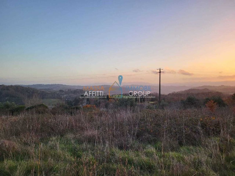 Terreno agricolo in Vendita a Palaia, 155'000€, 168560 m²