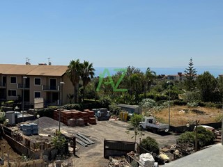 Villetta a schiera in Vendita a San Giovanni la Punta, zona Trappeto, 365'000€, 210 m², con Box