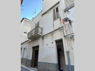 Casa Indipendente in Vendita a Alcamo, 44'000€, 140 m², con Box