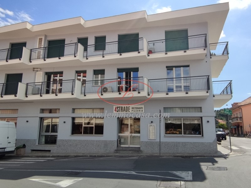 Trilocale in Vendita a Diano Marina, 290'000€, 68 m²