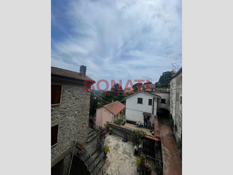 Casa Semi Indipendente in Vendita a Follo, zona Follo Alto, 49'000€, 85 m²