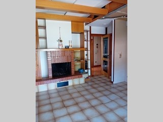 Casa Indipendente in Vendita a Guardiagrele, zona Periferia, 130'000€, 250 m², con Box
