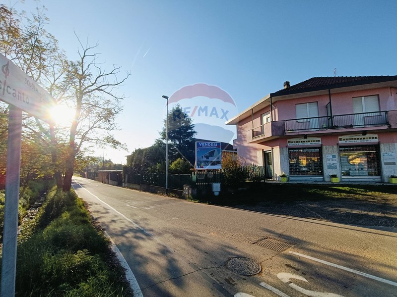 Casa Semi Indipendente in Vendita a Piossasco, 294'000€, 120 m²