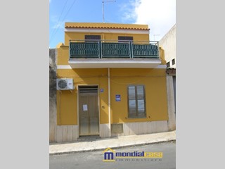 Casa Indipendente in Vendita a Pachino, 57'000€, 70 m²