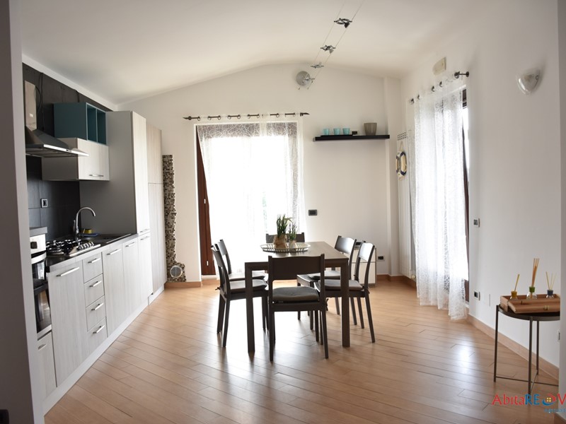 Trilocale in Affitto a Vasto, 600€, 100 m²