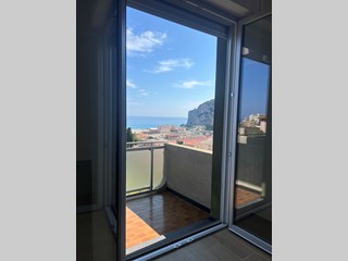 Trilocale in Vendita a Finale Ligure, 640'000€, 80 m², con Box