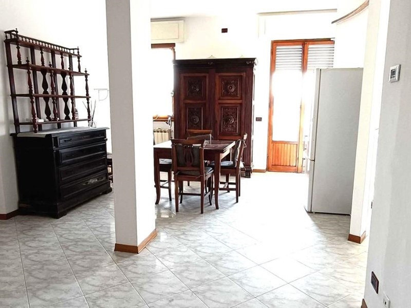 Trilocale in Vendita a Massa, zona Ronchi, 258'000€, 90 m²
