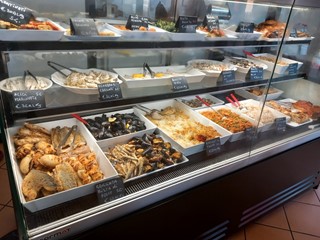 Attività commerciale in Vendita a Senigallia, 150'000€, 75 m², arredato