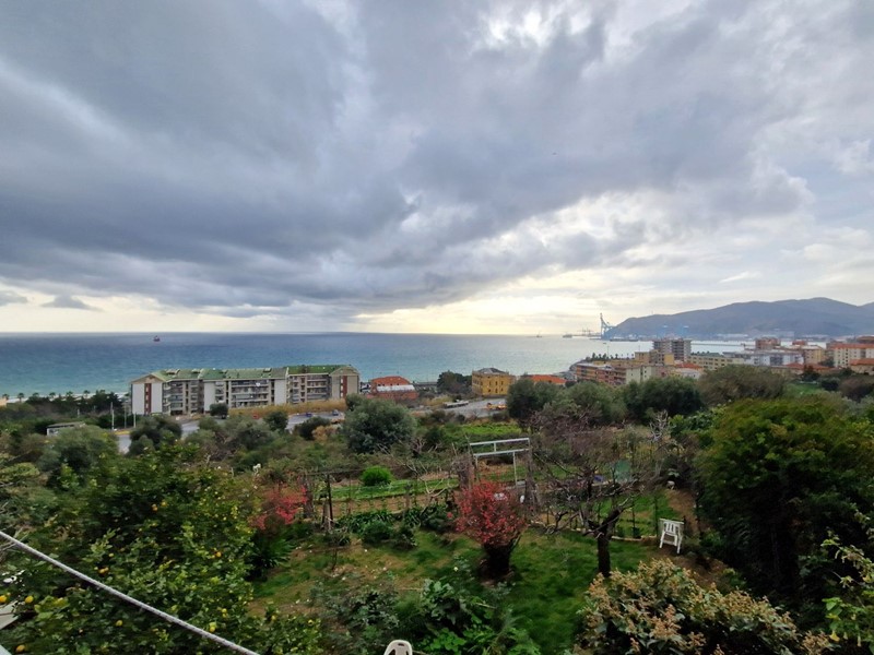 Quadrilocale in Vendita a Savona, 210'000€, 110 m²