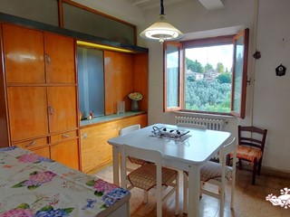 Quadrilocale in Vendita a San Gimignano, 215'000€, 107 m²