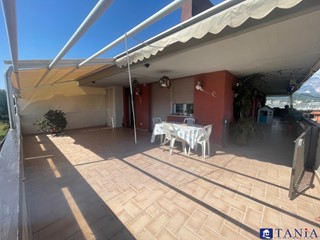 Attico in Vendita a Carrara, 419'000€, 110 m²