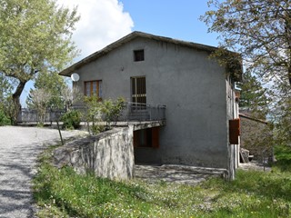 Casa Semi Indipendente in Vendita a Pennabilli, 110'000&euro;, 250 m², arredato