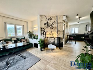 Villa bifamiliare in Vendita a Montignoso, zona Cinquale, 500'000&euro;, 120 m², arredato