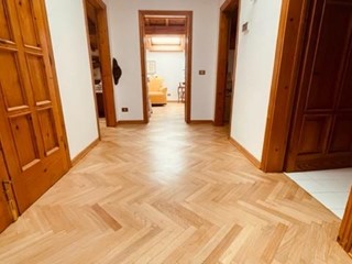 Attico in Vendita a Pisa, zona Marina di Pisa, 330'000€, 125 m²