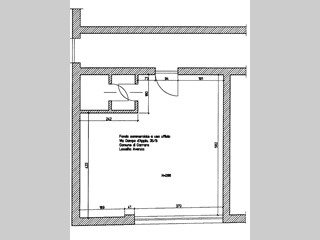 Ufficio in Vendita a Carrara, zona Avenza, 55'000€, 35 m²