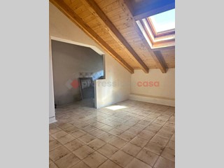 Attico in Vendita a Rosignano Marittimo, 115'000€, 50 m²