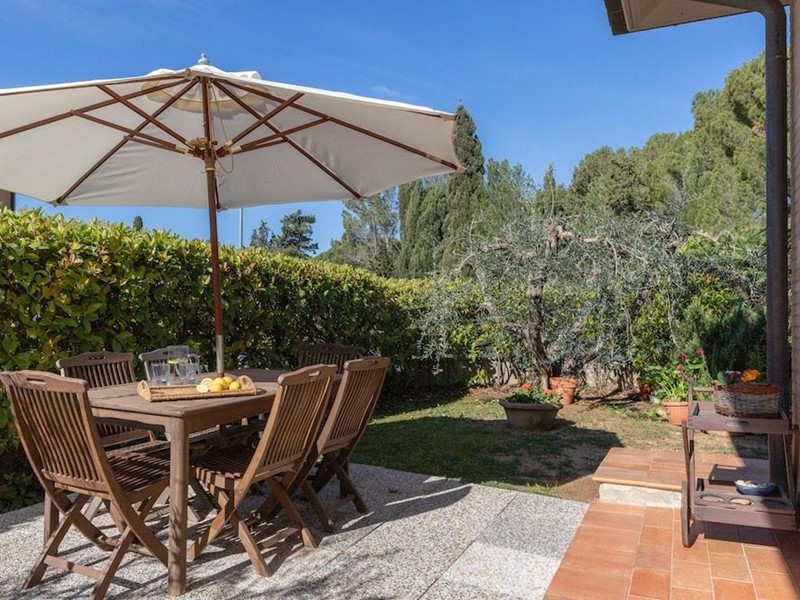 Villa in Vendita a Rosignano Marittimo, 1'200'000€, 370 m², con Box