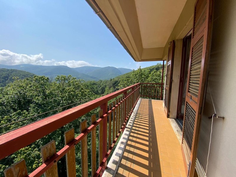 Quadrilocale in Vendita a Urbe, 27'000€, 79 m²