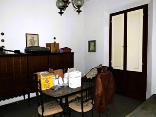 Quadrilocale in Vendita a Empoli, 190'000€, 100 m², con Box