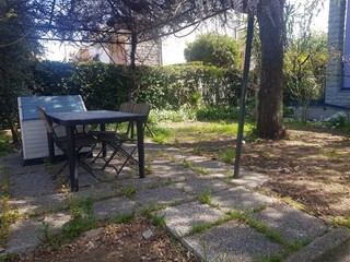 Villa in Vendita a Cascina, zona San Lorenzo Alle Corti, 525'000€, 250 m², con Box