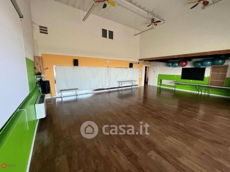 Capannone in Affitto a Arcole, 2'000€, 310 m²