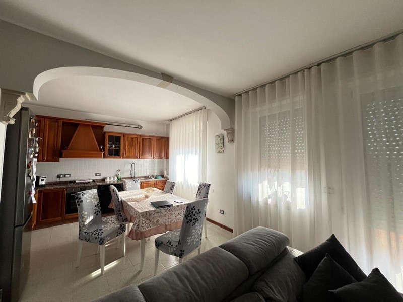 Quadrilocale in Vendita a San Bonifacio, zona Prova, 240'000€, 125 m², con Box