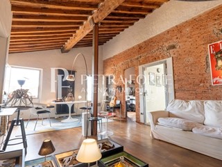 Appartamento in Vendita a Pietrasanta, 430'000€, 80 m², arredato