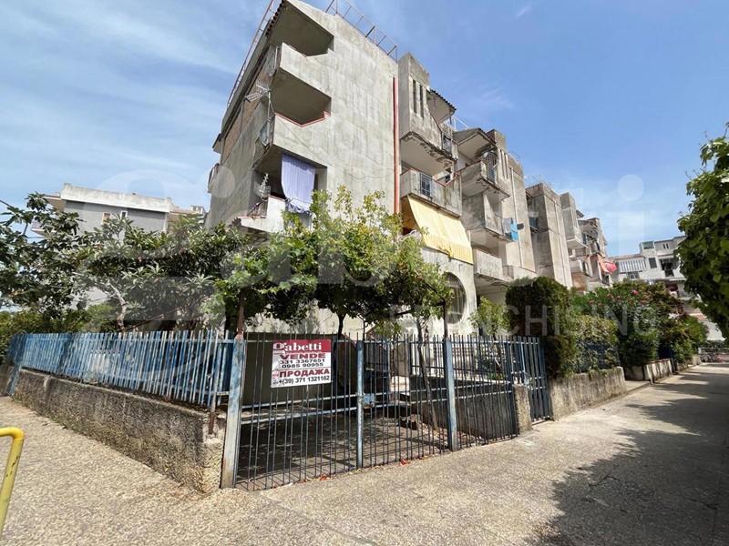 Trilocale in Vendita a Scalea, 52'000€, 50 m², arredato