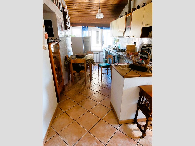 Appartamento in Vendita a Pontedassio, 99'000€, 100 m²