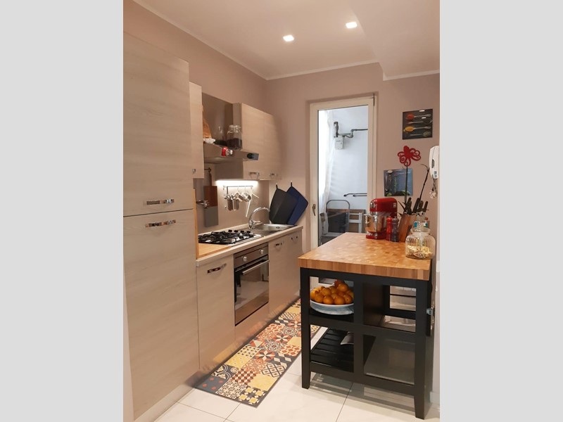 Quadrilocale in Vendita a Luni, zona Luni Mare, 215'000€, 75 m², arredato