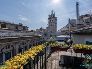 Appartamento in Vendita a Genova, zona Centro Storico, 270'000€, 101 m²