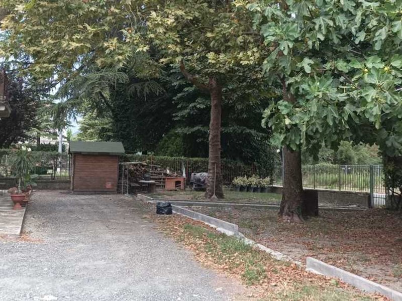 Trilocale in Vendita a Fornovo di Taro, 25'000&euro;, 69 m²