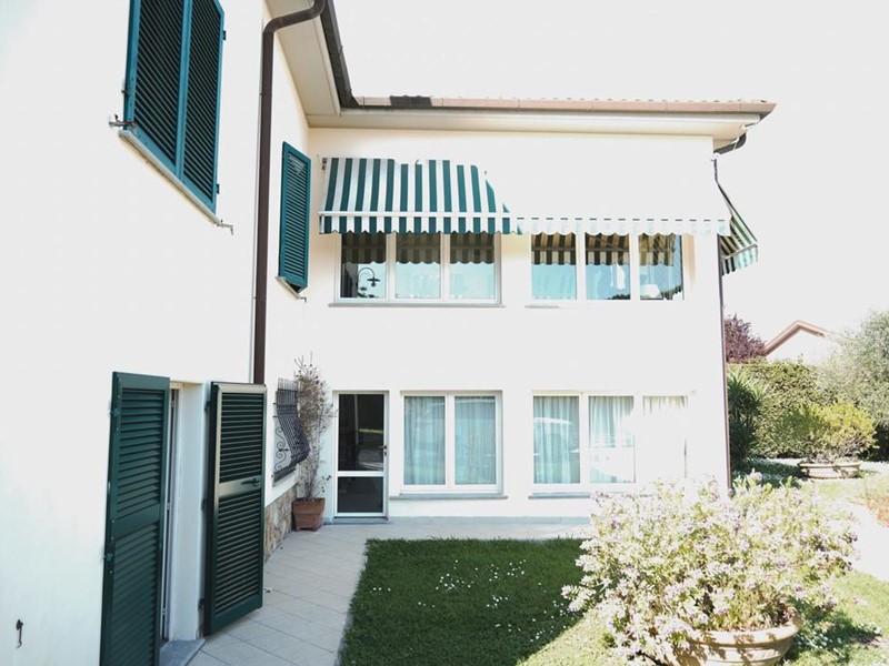 Villa in Vendita a Pisa, 1'750'000€, 300 m², arredato