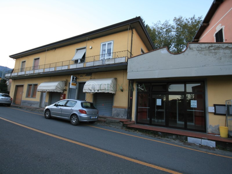 Immobile commerciale in Affitto a Mulazzo, zona Arpiola, 790€, 165 m²