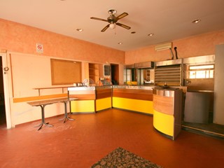 Immobile commerciale in Affitto a Mulazzo, zona Arpiola, 790€, 165 m²