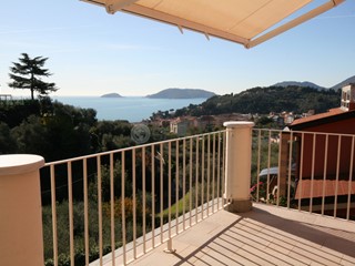 Casa Semi Indipendente in Vendita a Lerici, zona Solaro, 1'200'000&euro;, 150 m²