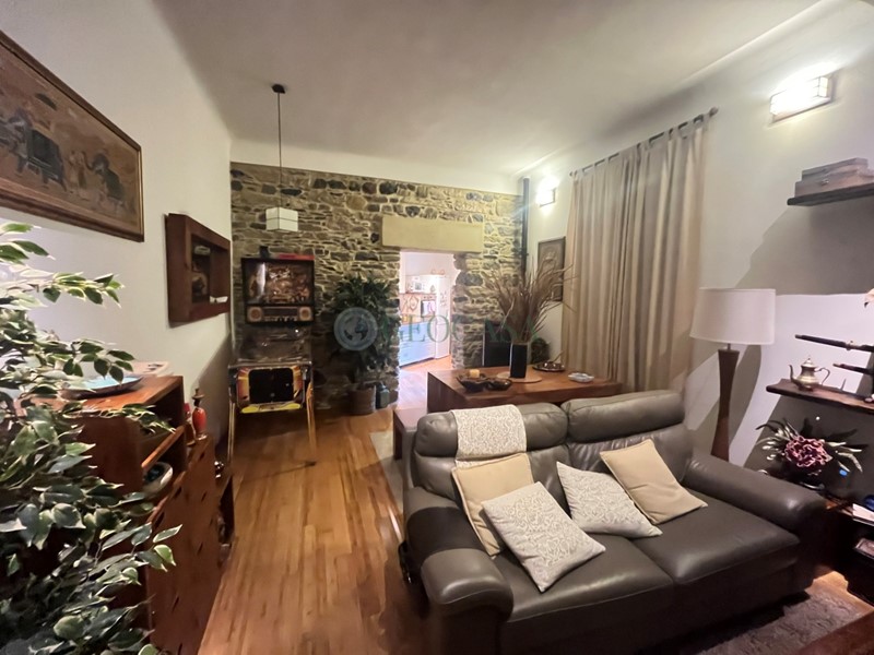 Casa Semi Indipendente in Vendita a La Spezia, zona Periferia NORD/OVEST, 240'000&euro;, 120 m²