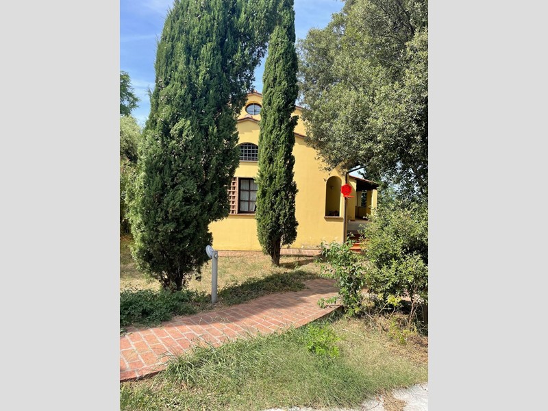 Villa in Vendita a Casciana Terme Lari, 495'000€, 400 m²