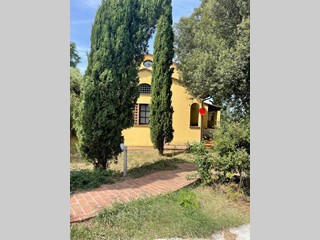 Villa in Vendita a Casciana Terme Lari, 495'000€, 400 m²