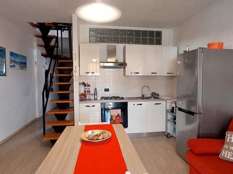 Trilocale in Vendita a Civezza, 139'000€, 60 m², con Box