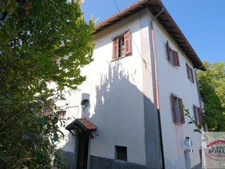 Casa Semi Indipendente in Vendita a Sassello, zona Palo, 145'000€, 278 m²